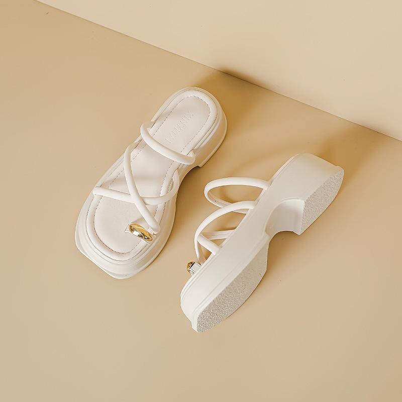 

Серебристые туфли-лодочки на толстой подошве делают пальцы ног тонкими, холодными и красивыми, уличный стиль 2025, летняя мода, женские сандалии 40