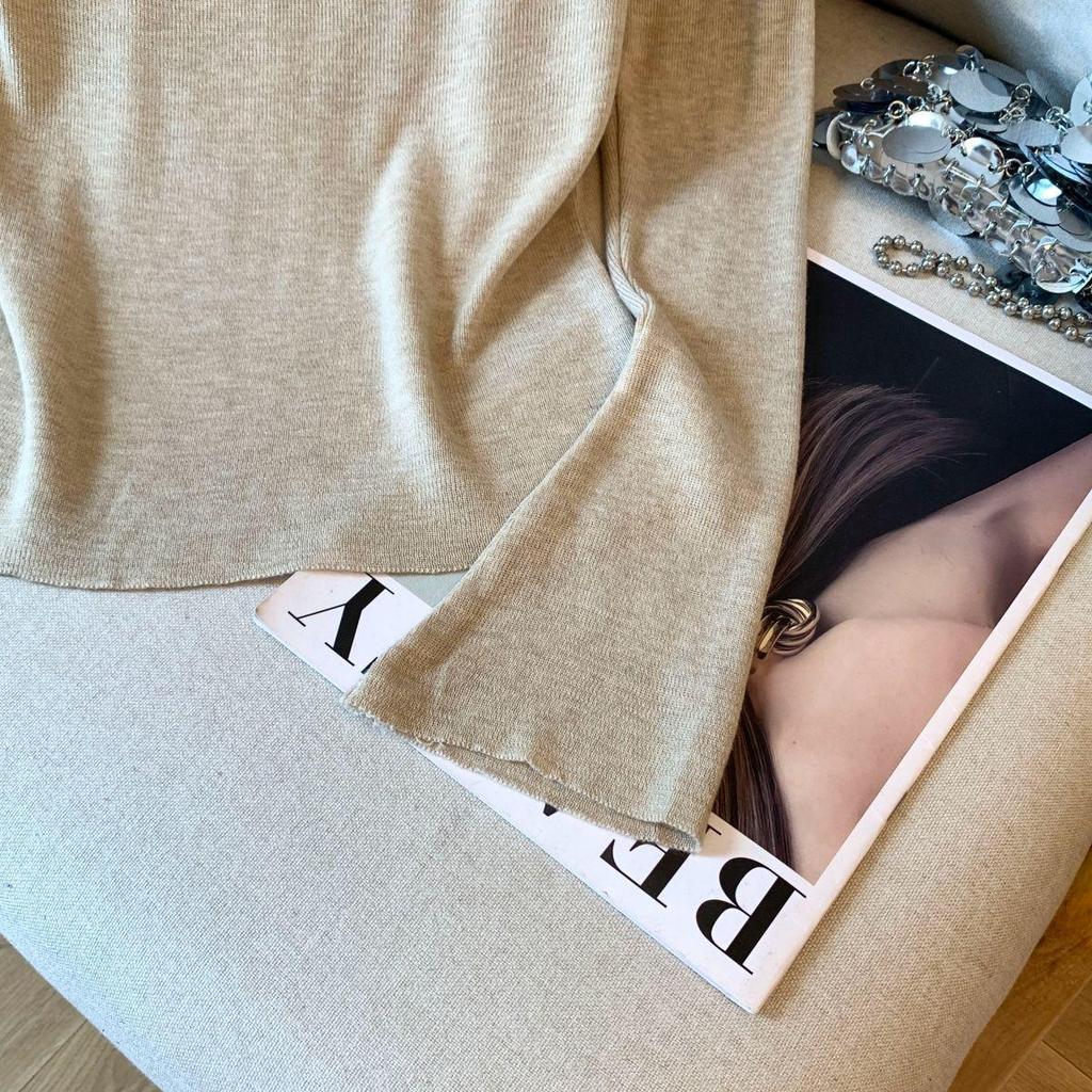 Chic Romantic 3D Floral One-Shoulder Long-Sleeve Knitted Top for Women