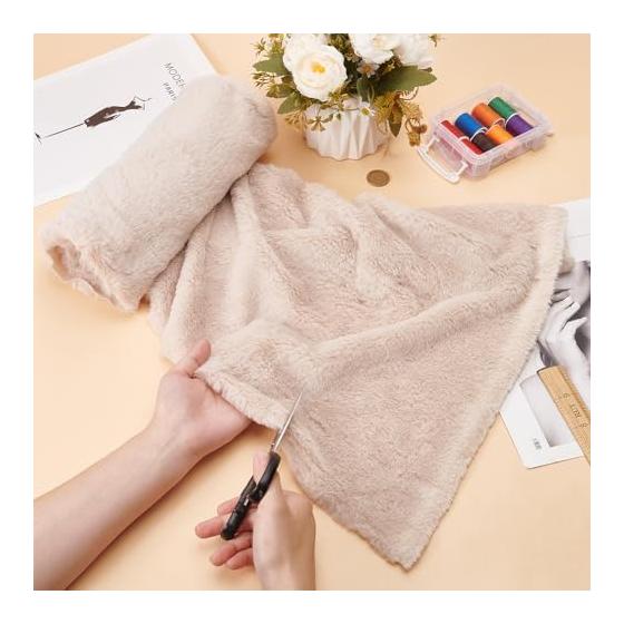 BENECREAT Soft Faux Fur 160x46cm Soft Faux Fur Fabric Short Plush Fabric for Stuffed Animals Doll Costumes Interior Sewing Material Handmade Carpet