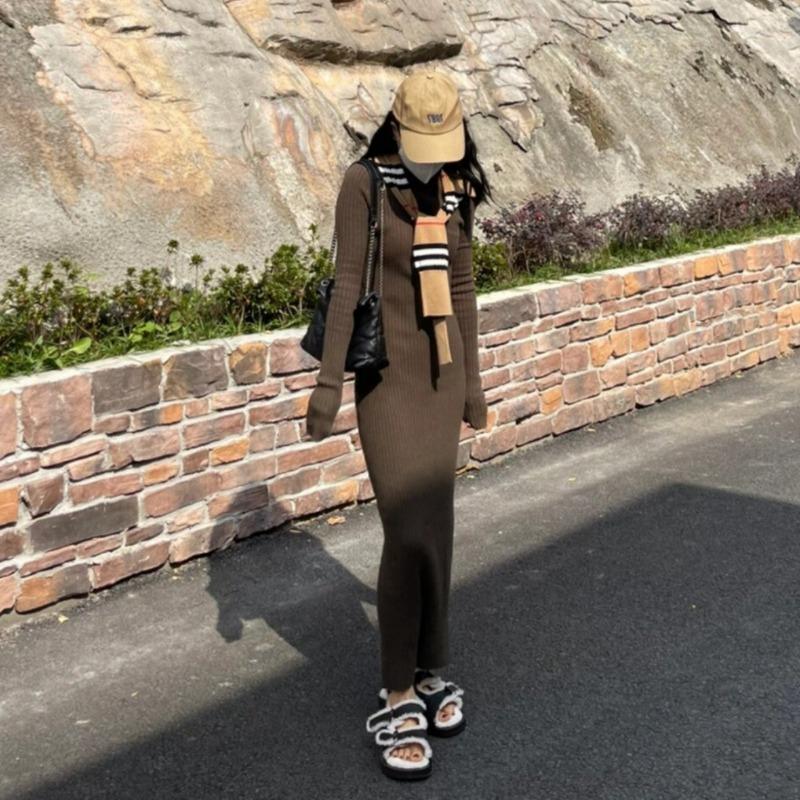 High-end long inner skirt slim and thin bottom sweater skirt temperament knitted dress women's autumn and winter