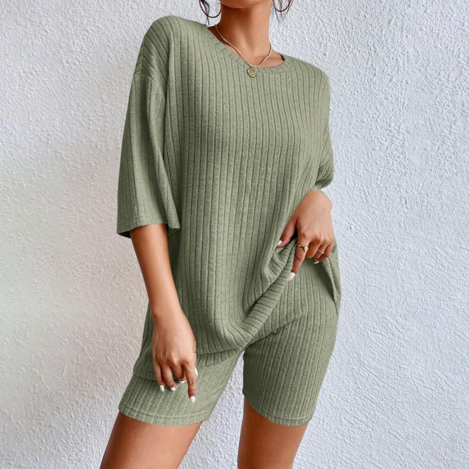 

Женский модный повседневный однотонный свободный круглый вырез с коротким рукавом шорты костюм L зелёный