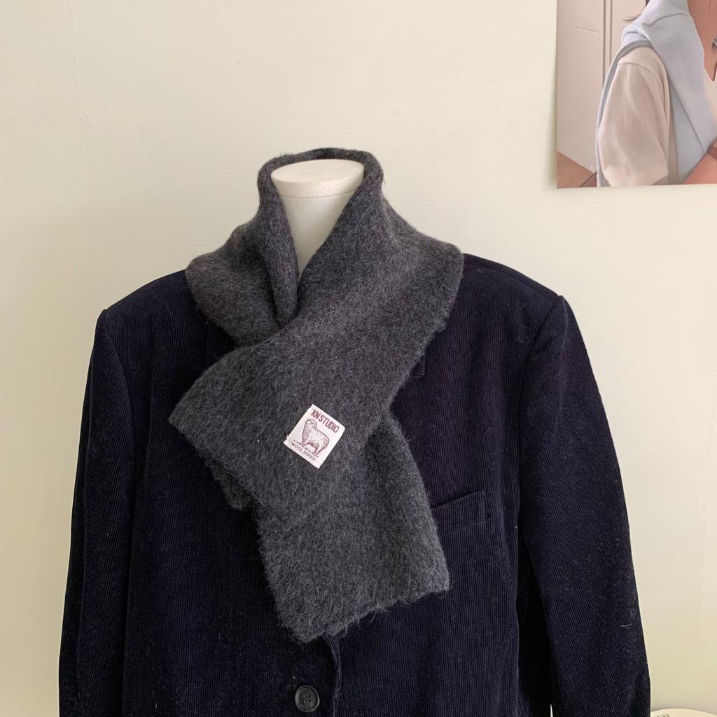 Women's Autumn and Winter Alpaca Wool Scarf Versatile Thickened, Soft, Skin-Friendly, Cross Short Solid Color Neck Warmer