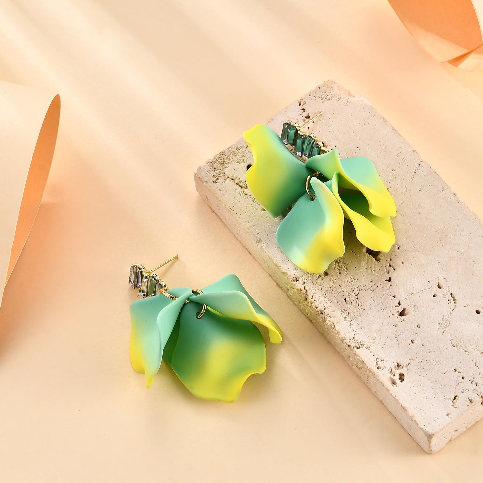 

Pinkdudu Candy Color Flower Earrings Exaggerated Sweet Petal Ear Jewelry Tassels Earrings for Women PD2337 оранжевый