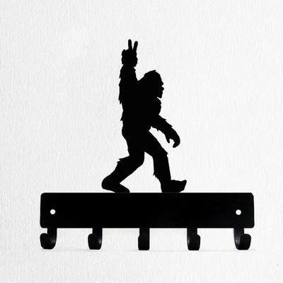 Bigfoot Frieden Schlüsselbrett Hänger - 6 Zoll Breit/9 Zoll Breit Metall Wandkunst Zoll Wandkunst Bigfoot Frieden Schlüsselhalter