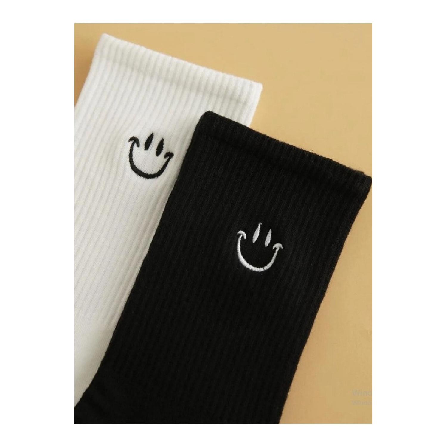 

Черно-белые спортивные носки со смайликом 36-41 чёрный