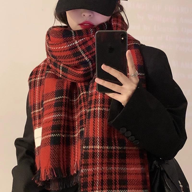 Winter Christmas Scarf Women's Premium Versatile Red Plaid Scarf Student Couple Thickened Warm Shawl