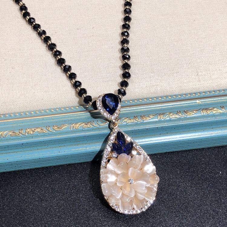 Retro Long Crystal Sweater Chain Women's Versatile Temperament Flower Pendant Necklace Fashion Ethnic Style Hanging Accessories