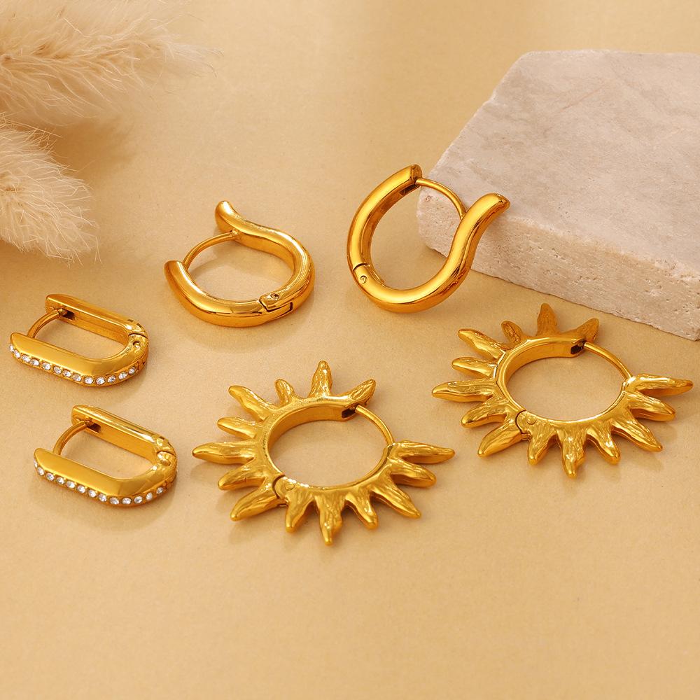 Fashion Vacation Geometric U-Triangle Earrings Gold Non-Fading Sun Style Commuter Earrings Women
