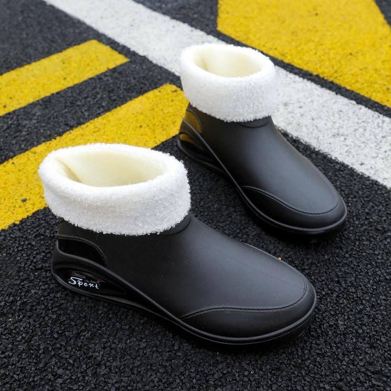 Rain Shoes Women's Lightweight Overshoes Fleece Wear-resistant Rubber Shoes Low-top Fashion Outer Wear Short Rain Boots Non-slip Water Shoes Fashion