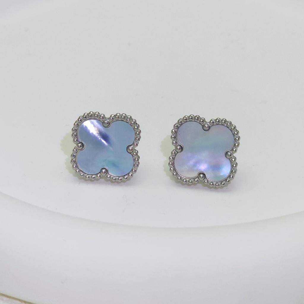 High Quality Titanium Steel Natural Mother-of-pearl Four-leaf Clover Earrings for Women 18K Fashion Premium Earrings