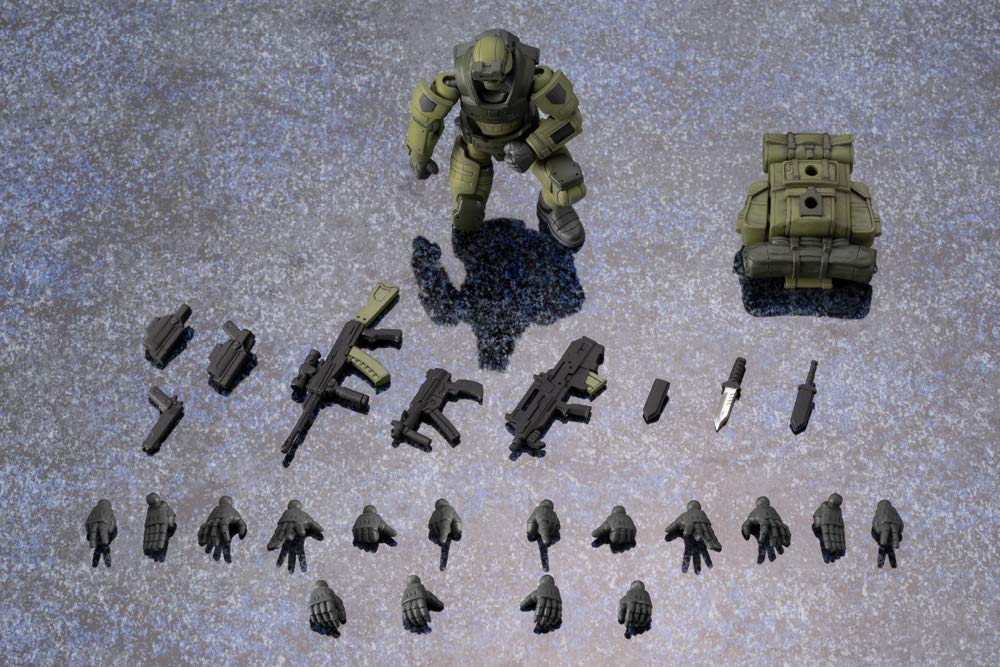 Hexa Gear Early Governor Vol.1 Jungle Combat Ver. 76mm 1/24 Scale Model Kit
