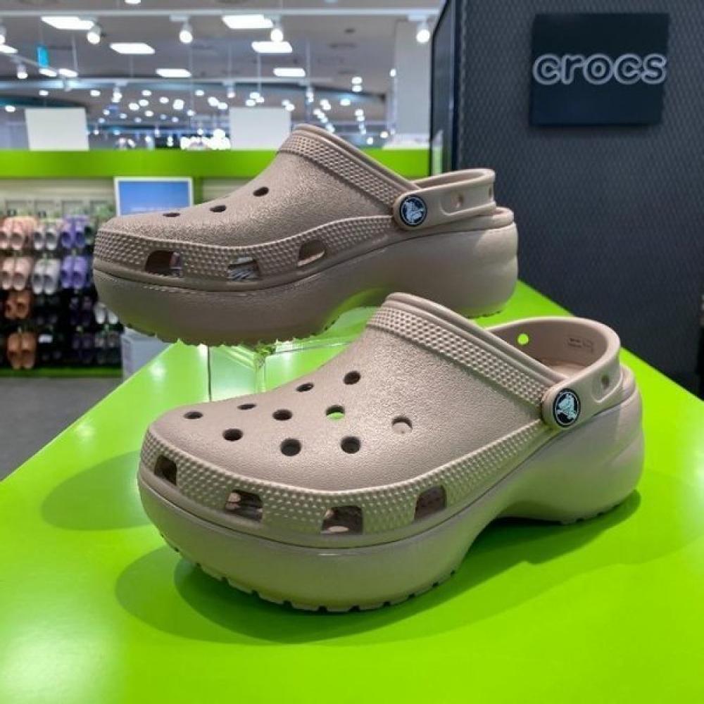 

Crocs Hc02 Classic Platform Woman Taupe 206750 214 Taupe/W8/250
