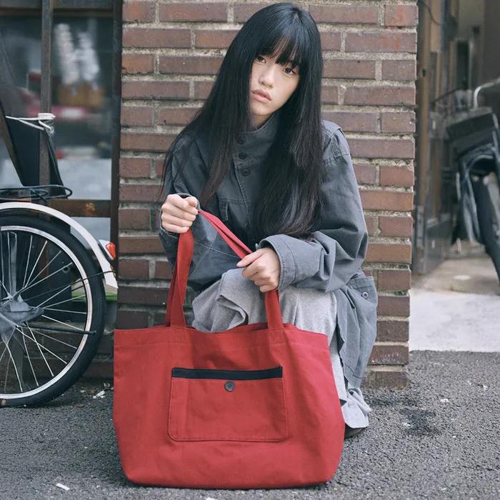 Big Pocket Shoulder Bag Red