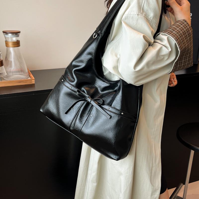 Autumn 2025 Women's High-End Soft Leather Tote Bag - Fashionable Single Shoulder Underarm Commuter Bag