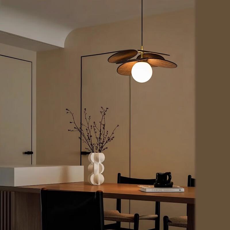 UOSU French Retro Rattan Pendant Light