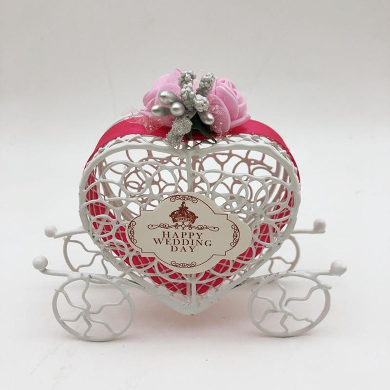 Metal Candy Boxes for Wedding Party Decorations Gift Bags with Ribbons Flower Souvenirs Gift for Guests Carriage Style