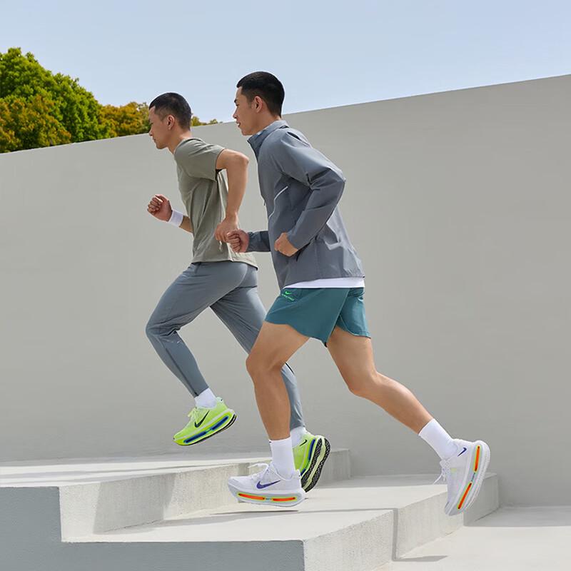 Nike Vomero Premium HQ2050-101 White Men's Running Shoes