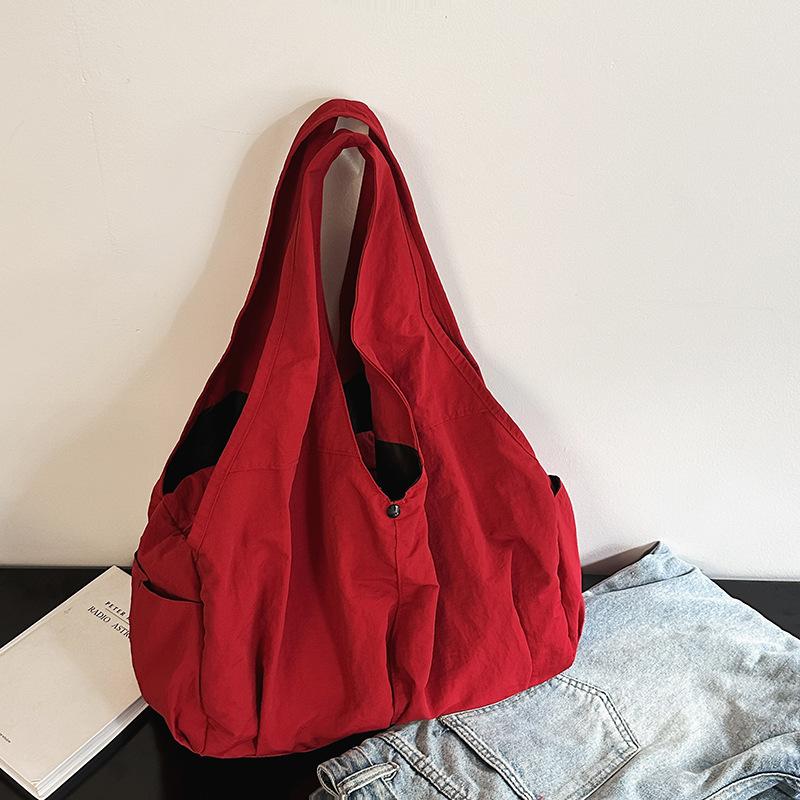 Large-capacity casual and lightweight cloth bag women's new versatile simple shoulder underarm bag commuter tote bag