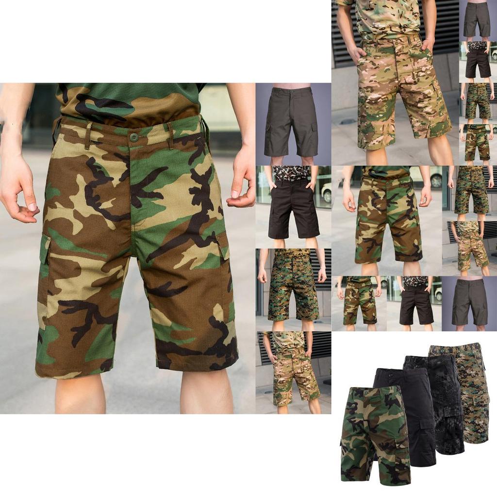 Stylish Men's Army Combat Camouflage Cargo Shorts Featuring Multiple Pockets
