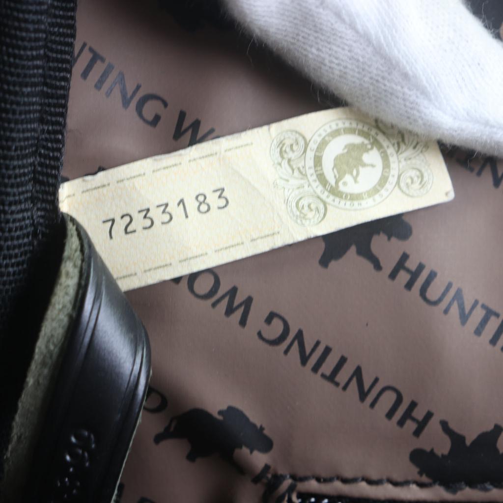 Vynikající plátěná pánská taška HUNTING WORLD Tote Bag Safari Today černá Použitá