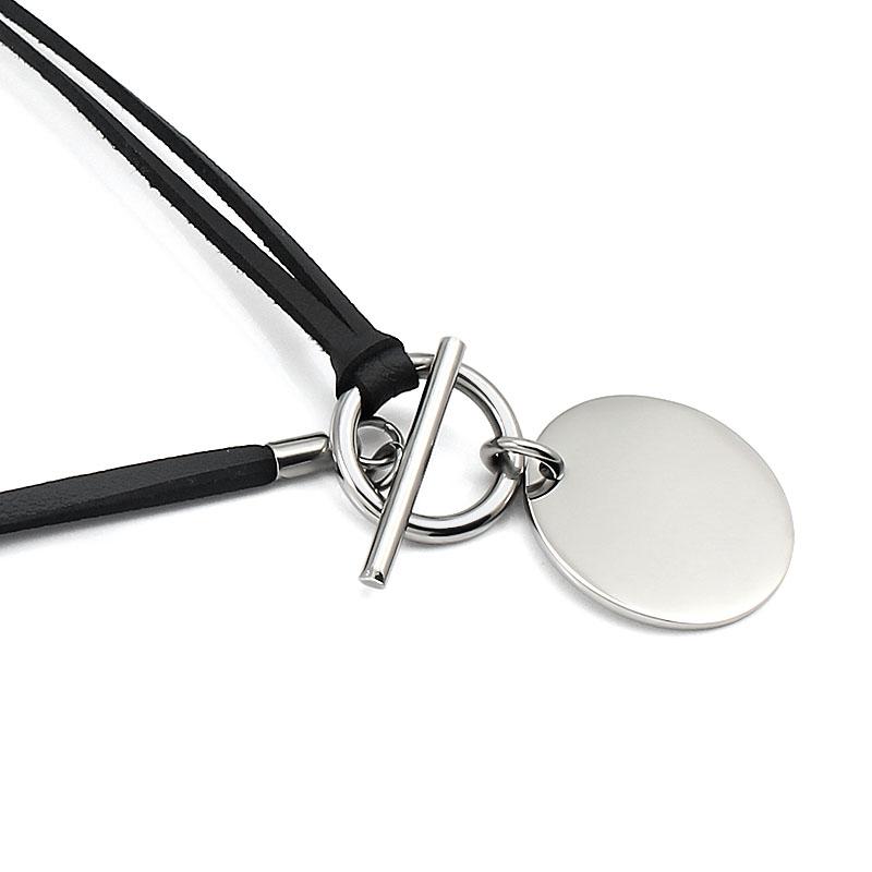 

Women Genuine Leather Wax Cord Choker Necklace Stainless Steel Round Pendant Necklace Silver Color Lock Customed Name Necklace