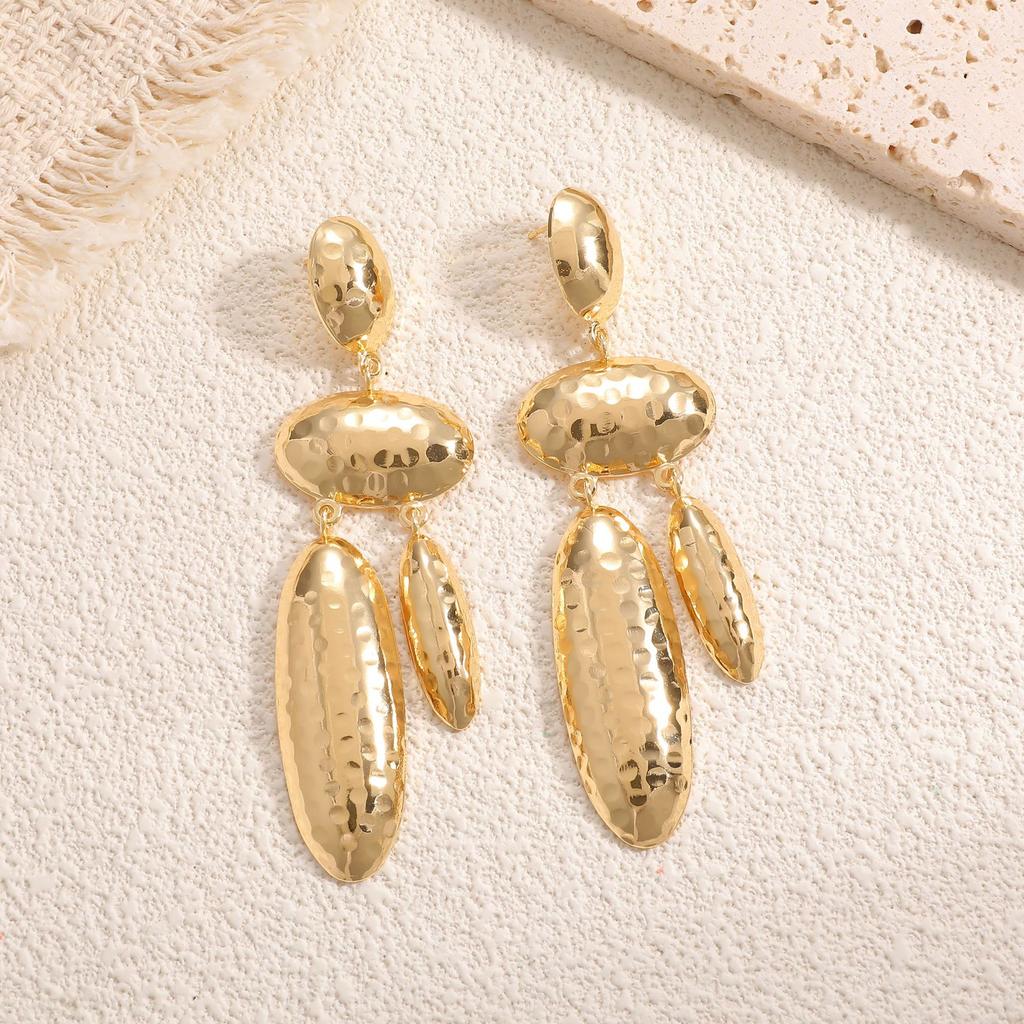 European and American geometric alloy earrings, light luxury temperament, high-end women's earrings, niche design ear jewelry