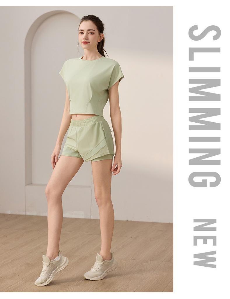 Damski Szybkoschnący Wyszczuplający Zestaw do Jogi: Oddychający top z krótkim rękawem i szorty fitness na lato.