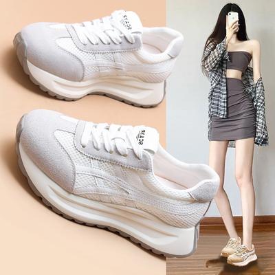 Korean Version of the New Autumn Little White Shoes Women's Light Moral Training Thick Sole Heightening Retro Women's Shoes Casual Jogging Sports