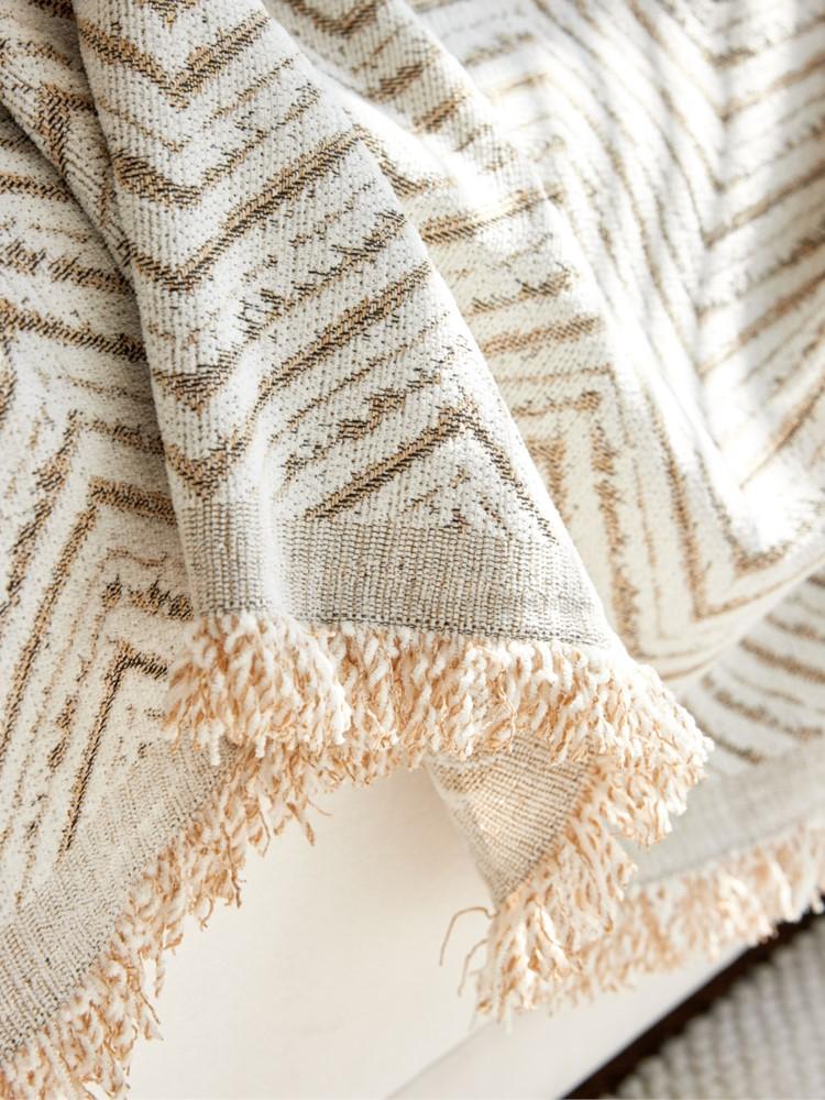 Sofa Cover Blanket for All Seasons All-inclusive Sofa Towel Chenille Cover Living Room Sofa Cover Anti-cat Scratch Sofa Cover