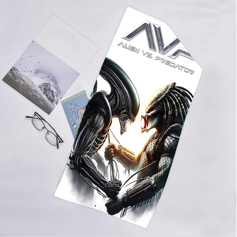 Alien Fashion Beach Towel: Ideal for Summer Adventures Soft, absorbent and quick drying suitable for swimming and bathing
