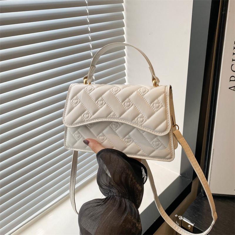 Chic 2024 Summer Simple Fashion Crossbody Bag Stylish Small Square Purse In Multiple Colors