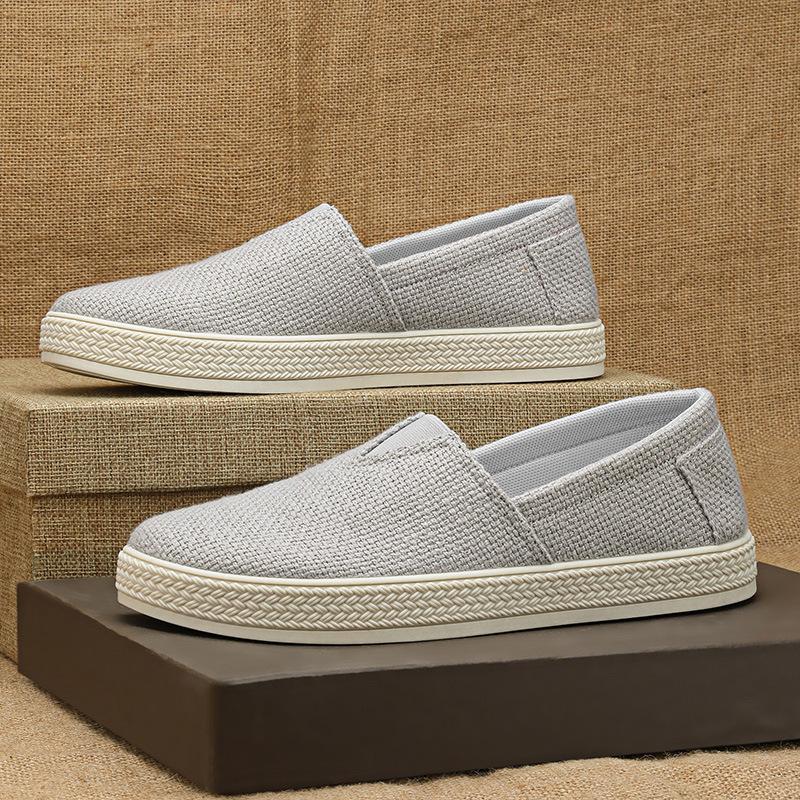 Casual shoes breathable cloth shoes low-top fisherman shoes canvas shoes board shoes lazy shoes cloth shoes 39