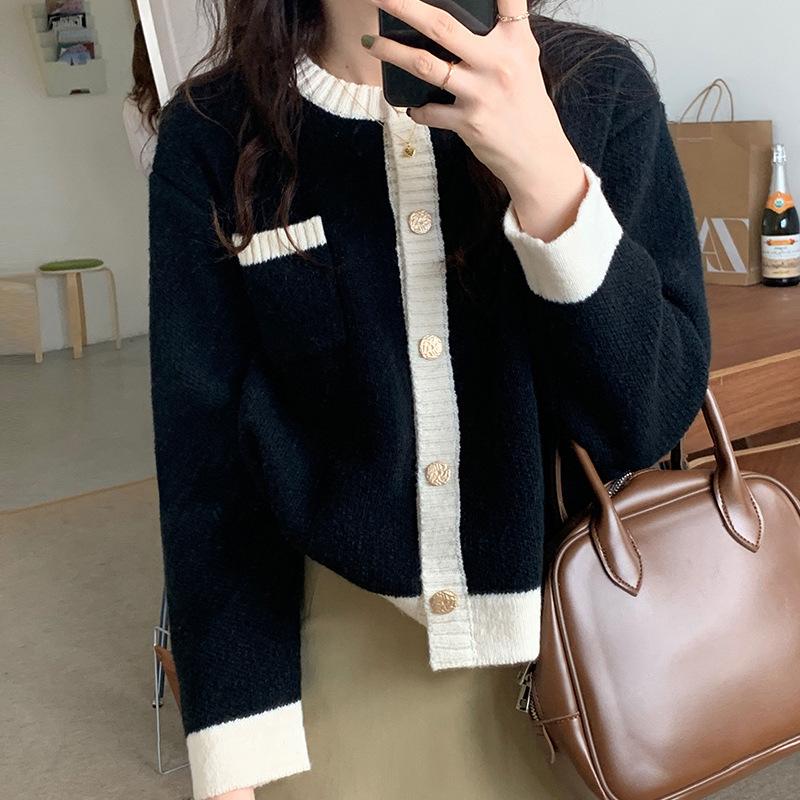 Color-Block Loose Outer-Wear Knit Cardigan: Women's Autumn Winter Korean-Style Gentle Sweet Sweater Coat