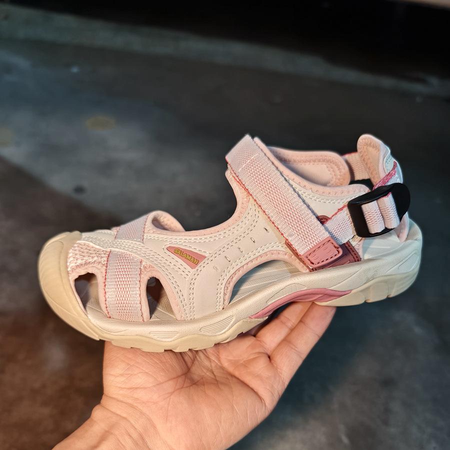 Foreign trade export outdoor sports sandals hole beach shoes men and women non-slip soft sole quick-drying wading shoes