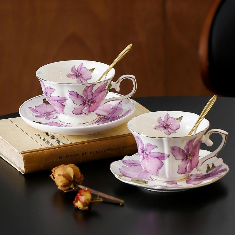 ins high-value lily coffee cup saucer Nordic cross-border gold-painted ceramic cup household simple Phnom Penh flower tea cup