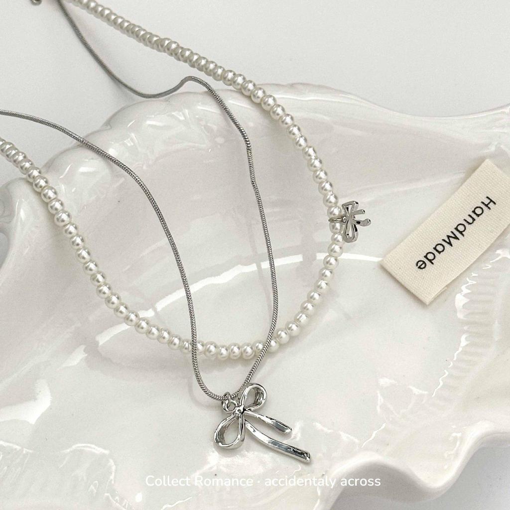 Korean Style Double-Layer Bow Pearl Necklace: Elegant, Sweet, Gentle Clavicle Chain for Women
