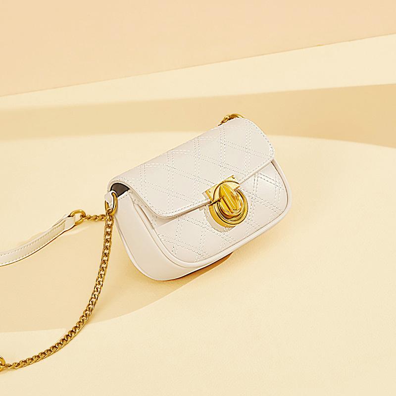 IELGY Urban Style Elegant Diamond-shaped Fresh and Sweet Messenger Chain Bag Women's Mini Classic