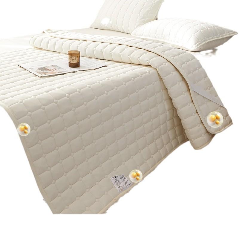 Polyester Bed Mattress Protector With Nonslip Waterproof Cover For Home And Dorm Use