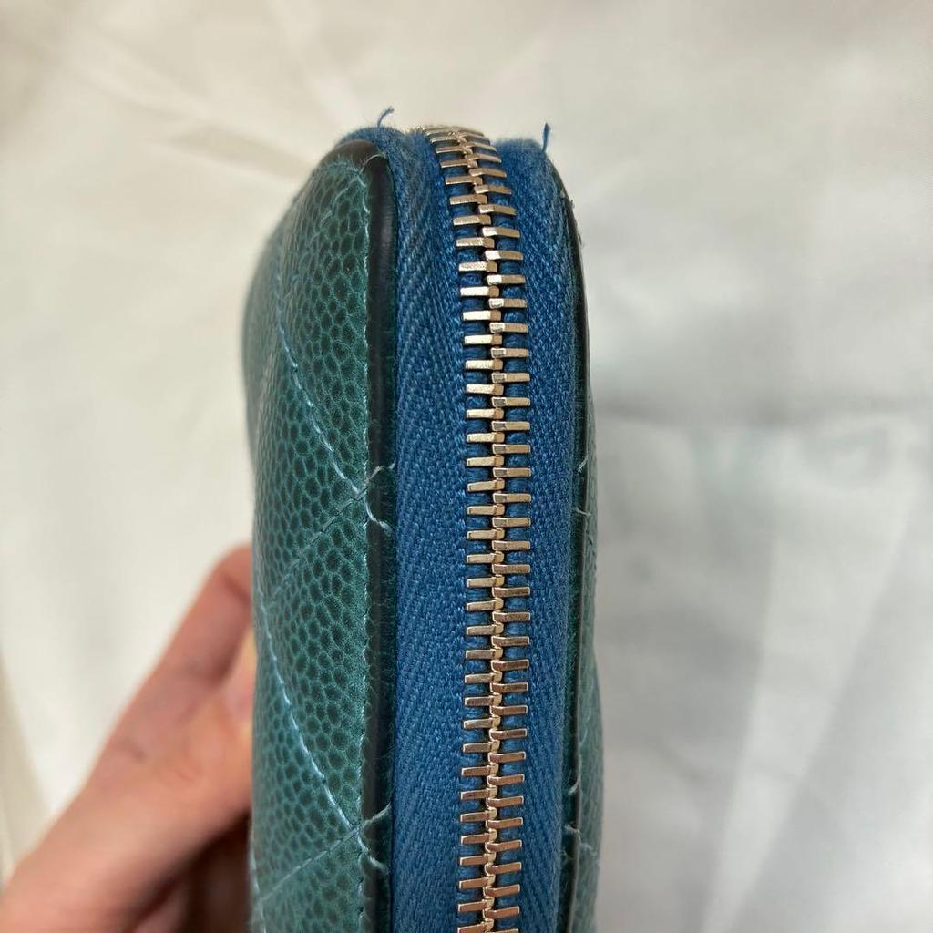 Used CHANEL long wallet, round zipper, used
