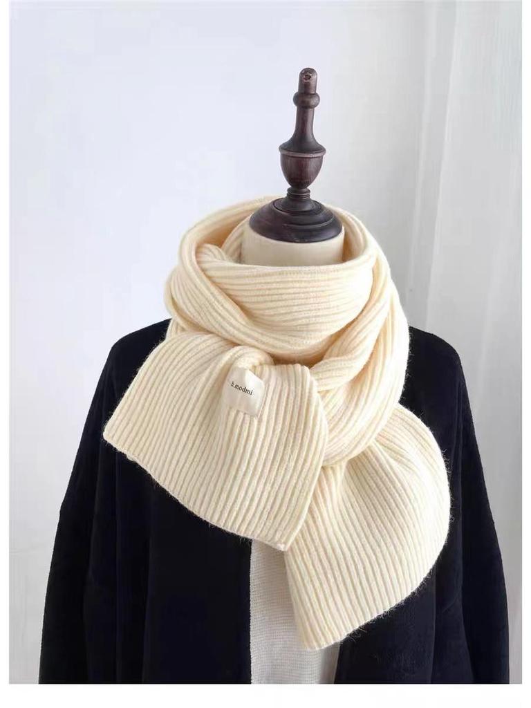 Korean Style Versatile Knitted Scarf for Women - Green, Blue, Red, Warm & Stylish for Autumn/Winter