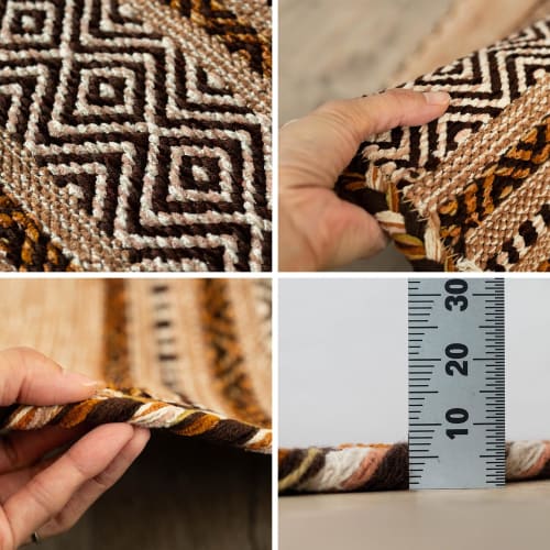 Sayan Sayan Geometric Rug, Indian Kilim, 190x190cm, 2 Tatami Mats, Beige, Indian Cotton