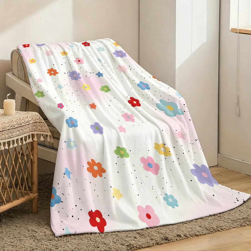 flowers cute Throw Lightweight 240g Flannel Blanket Soft Skin-friendly for Summer Cooling