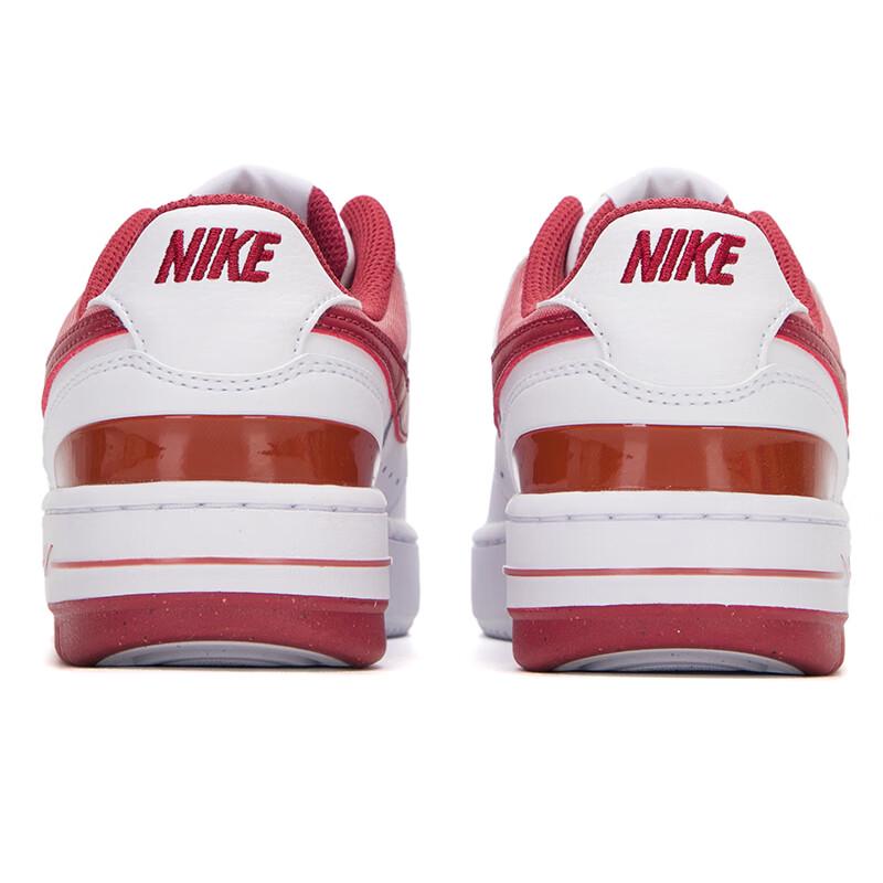 NIKE Women's Gamma Force Low-Top Skate Shoes