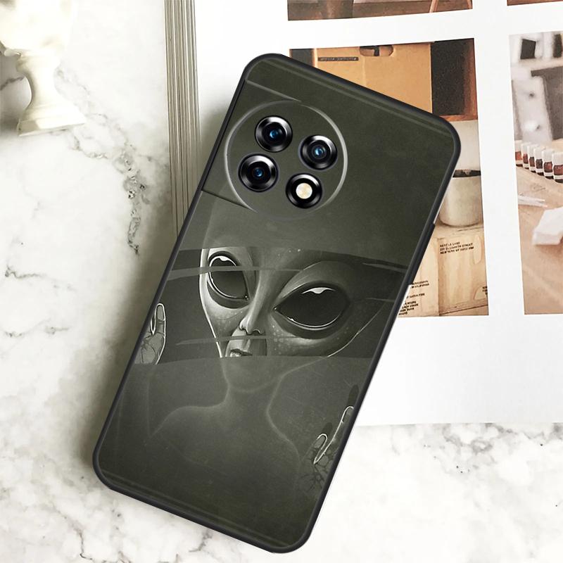 Funny Alien Case For OnePlus 11 12 12R 9 10 Pro 10R 9R 8T 10T Nord CE 2 3 Lite 2T N10 N20 N30 CE4 Cover