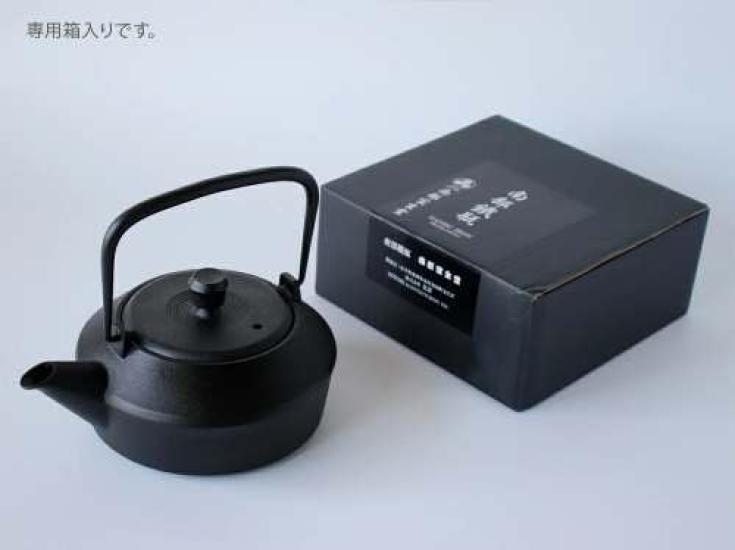 Authentic Nanbu Hoshodo OITOMI Ironware 1L Direct Iron Anemia Hot Water Movable Kettle, Matsukaze, (Gas, IH, Charcoal, Fire, Supplement, Prevention,