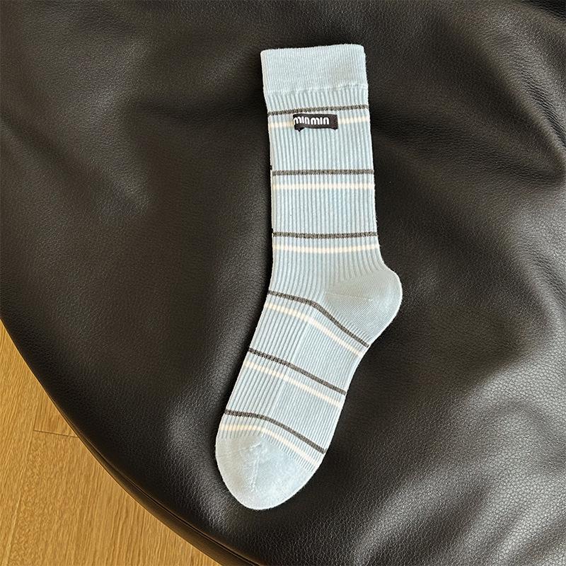 Miu-Style Striped Combed Cotton Mid-Calf Socks - Fashionable, Versatile Women's Autumn/Winter Socks