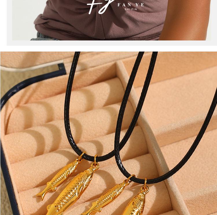 European & American Titanium Steel Tuna Skin Necklace: Tropical Ocean Luxurious Stainless Steel Women's Jewelry