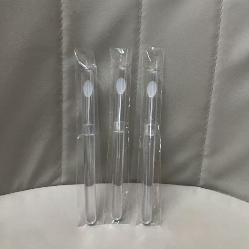 1/3PCS Multifunctional silicone lip brush portable cover dustproof lipstick lipstick brush eye shadow brush