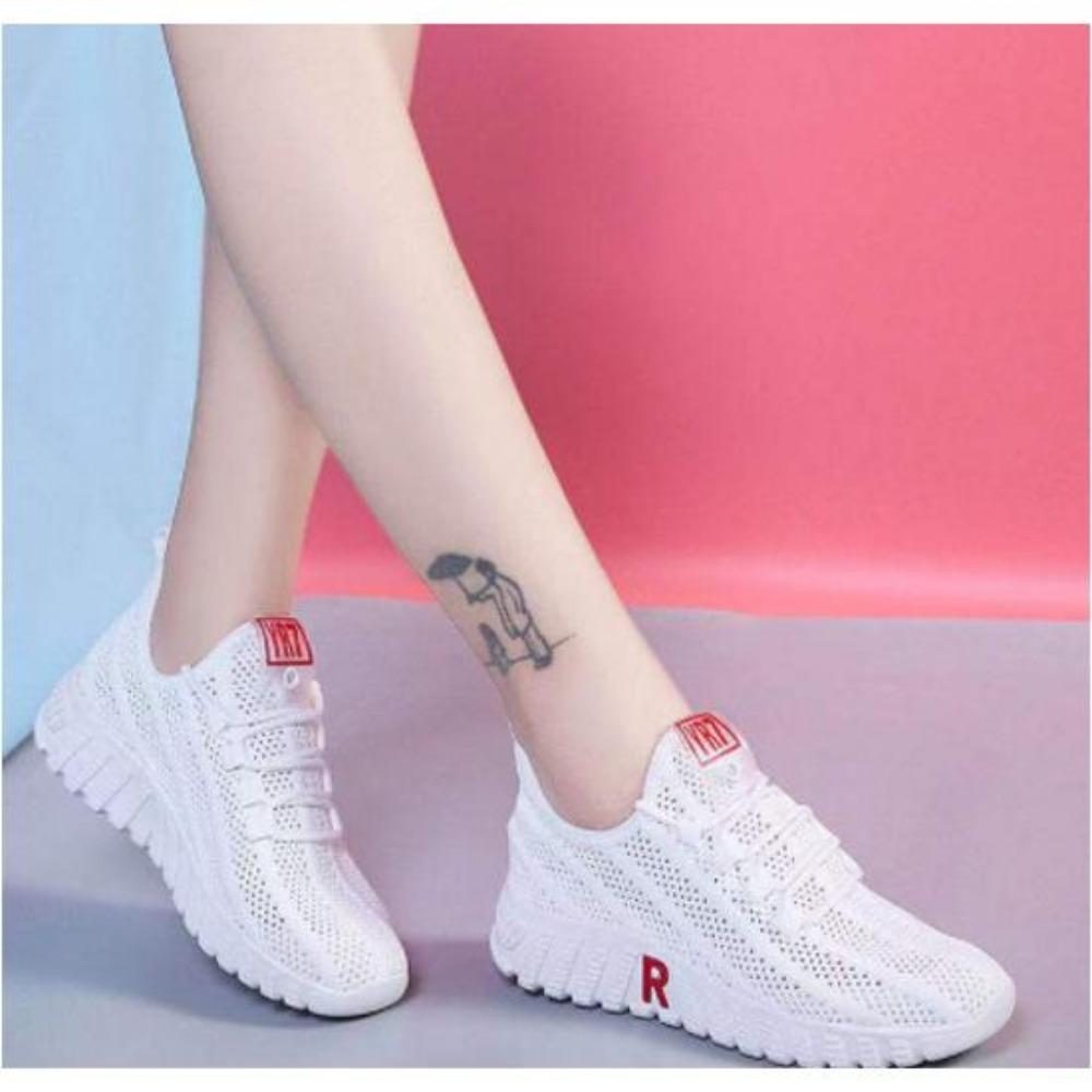 Chaussures en tissu chaussures de marche pour femmes fond souple antidérapant maman baskets chaussures en filet respirant mode chaussures simples décontractées