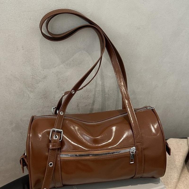 A Large-capacity Boston Large Bag with A High-end Feel and A Niche Commuter Underarm Pillow Bag